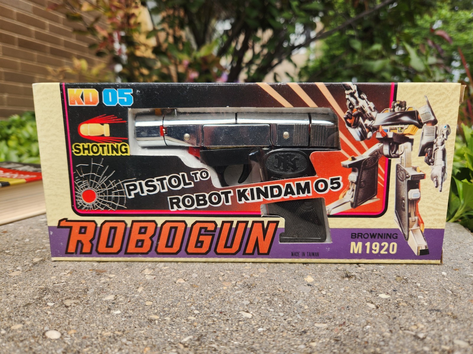 Vtg CASE FRESH Kingdam Robogun Robot M1920 G1 Transformers Bootleg Browning KO 