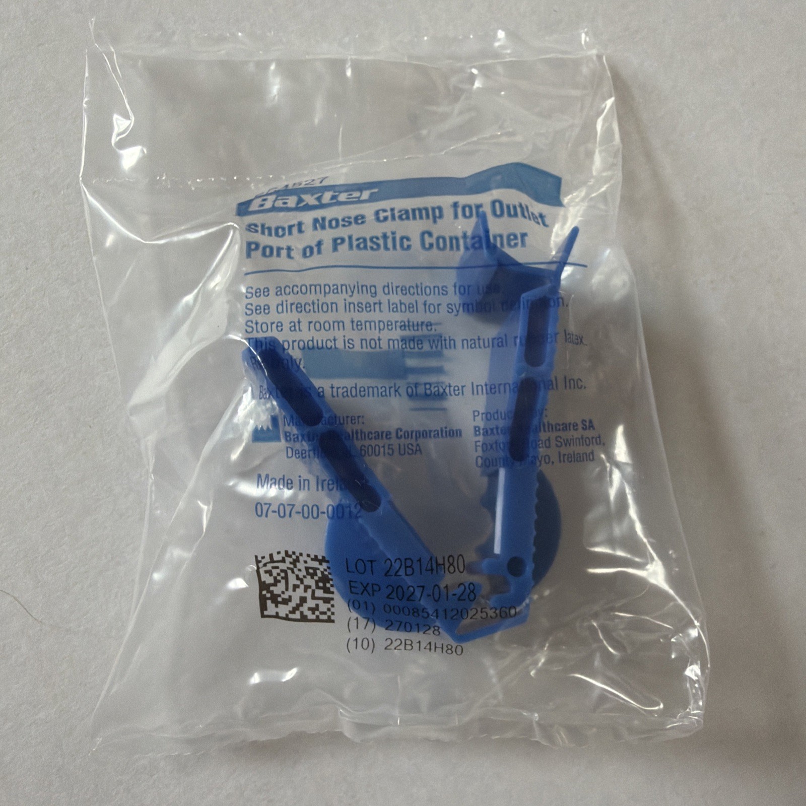 Baxter 5C4527 Short Nose Clamp For Outlet Port Of Plastic Container Baxter 5C4527 Short Nose Clamp For Outlet Port Of Plastic Container