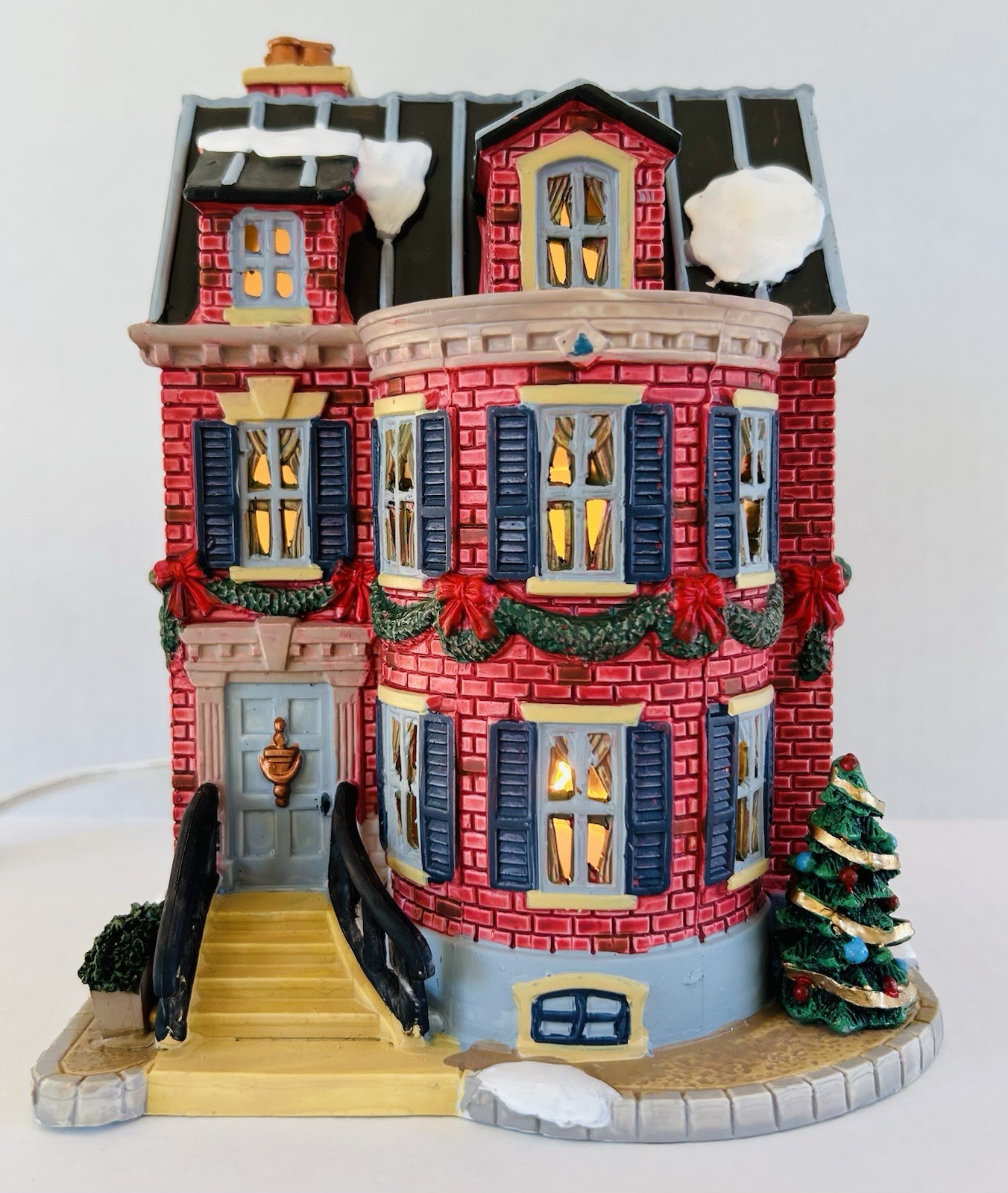 LEMAX Christmas Village Stevenson Residence #55953