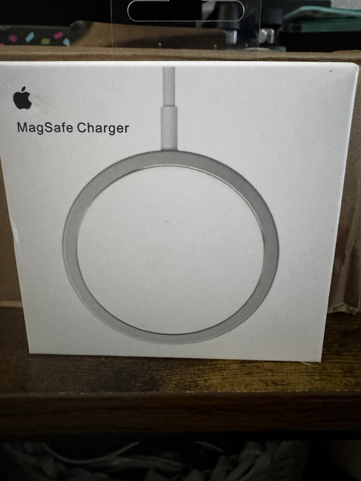 Apple MagSafe Wireless Charger New For iPhones 📱 Apple MagSafe Wireless Charger New For iPhones 📱