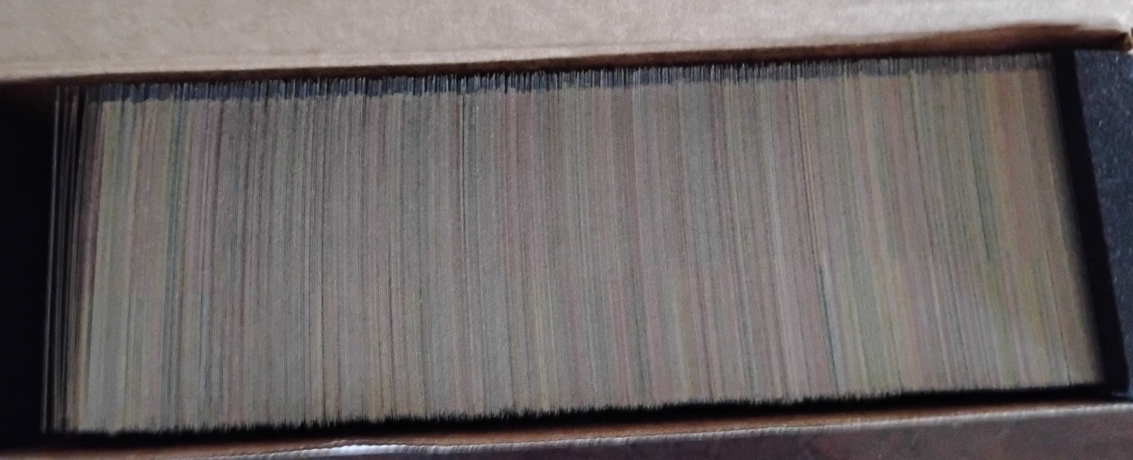 1975 Topps Baseball 498 card lot NM/MT - 445 unique - more than 2/3 of set 1975 Topps Baseball 498 card lot NM/MT - 445 unique - more than 2/3 of set
