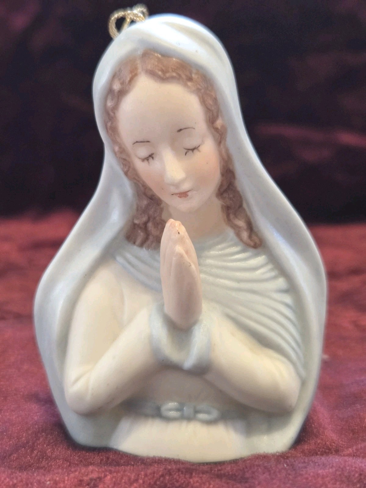 Mary Madonna Prayer Vintage Figurine Display Serene Beautiful Jesus Vintage