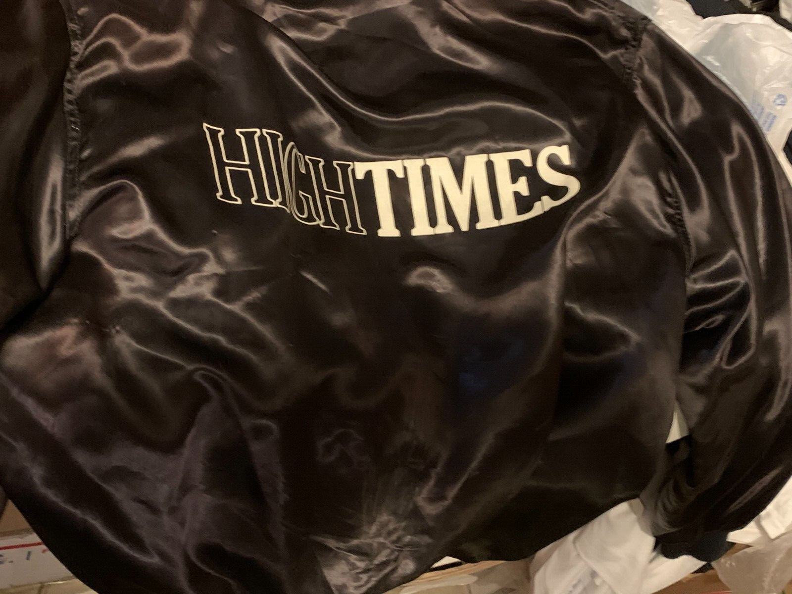 HIGH TIMES MAGAZINE VINTAGE 1975-76 COLLECTIBLE MEDIUM BLACK JACKET -NICE