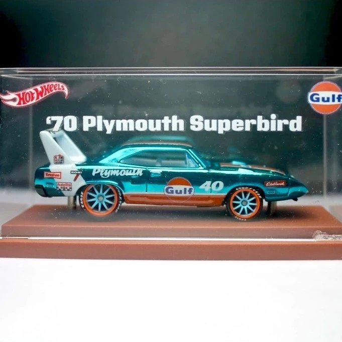 NEW Hot Wheels \'70 Plymouth Superbird CUSTOM Spectraflame Teal Real Riders Case