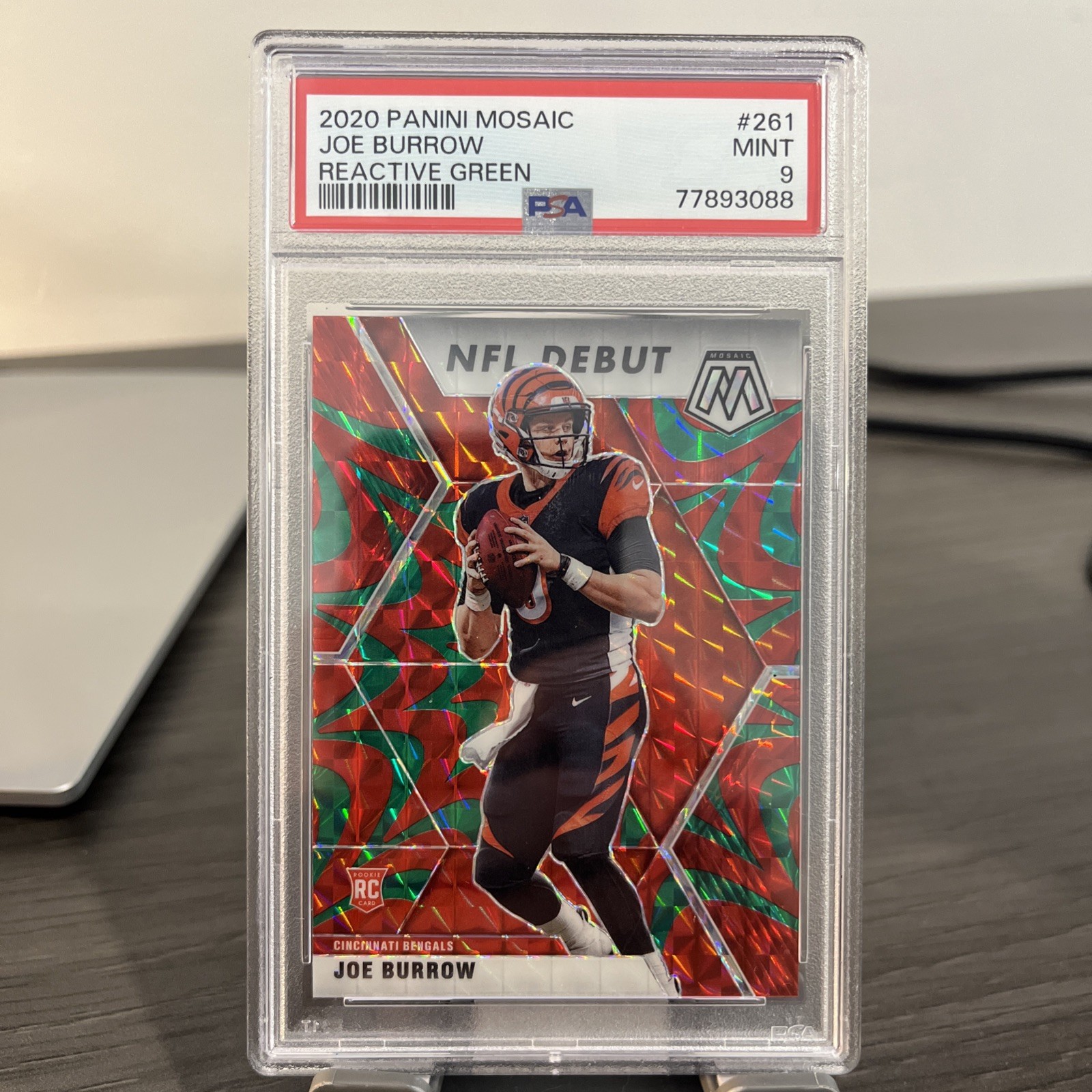 2020 Panini Mosaic - Joe Burrow #261 Reactive Green Mosaic Prizm (RC) PSA 9 2020 Panini Mosaic - Joe Burrow #261 Reactive Green Mosaic Prizm (RC) PSA 9