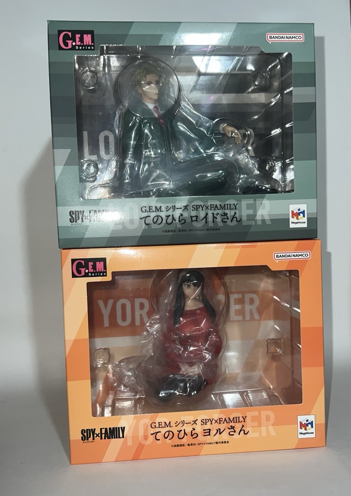 MegaHouse G.E.M. Series SPY×FAMILY Palm-Size Loid Forger and Yor Forger figures MegaHouse G.E.M. Series SPY×FAMILY Palm-Size Loid Forger and Yor Forger figures