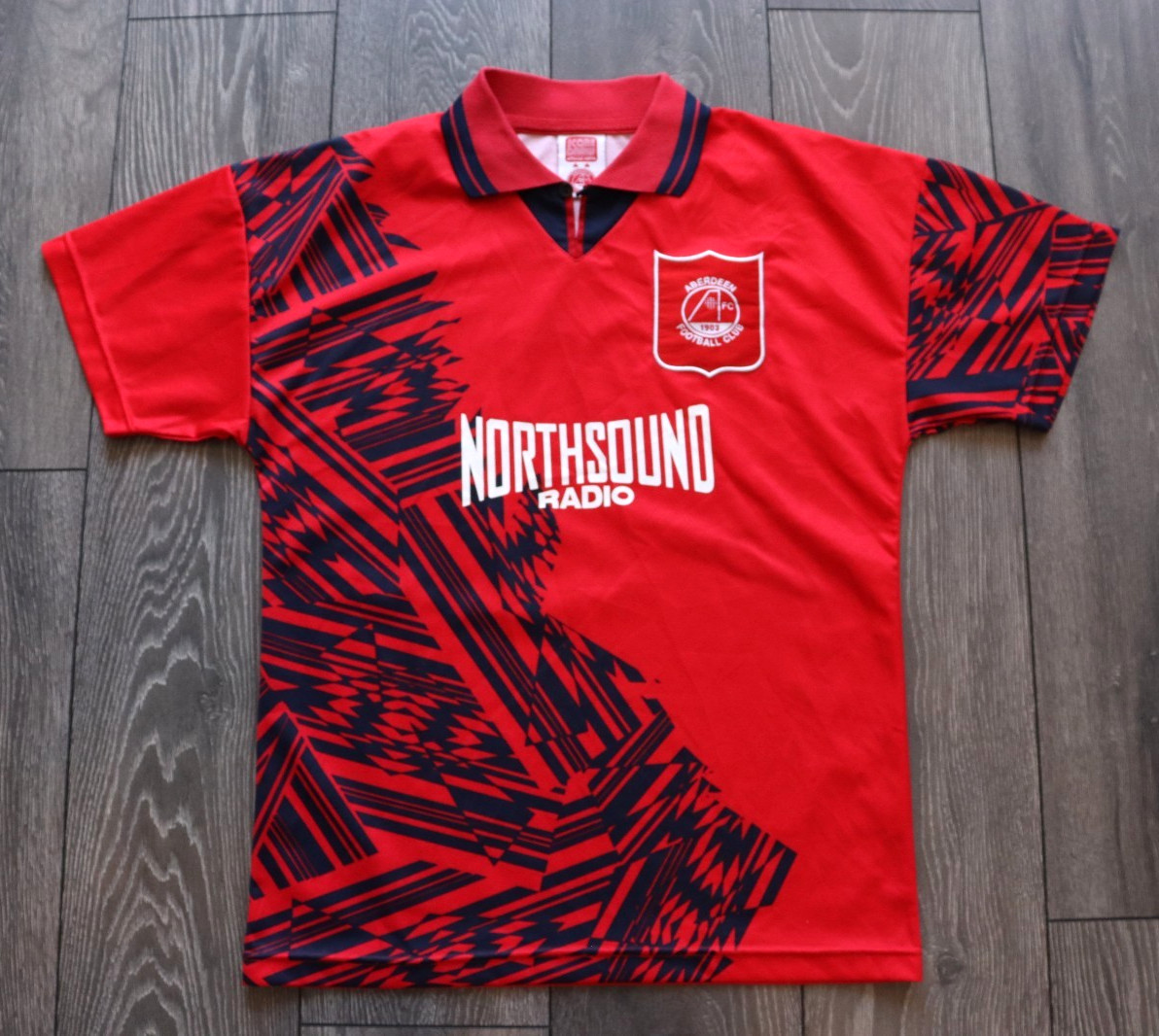 OFFICIAL ABERDEEN FC 1994 HOME SHIRT SCORE DRAW REMAKE MEN\'S M DONS, SCOTLAND