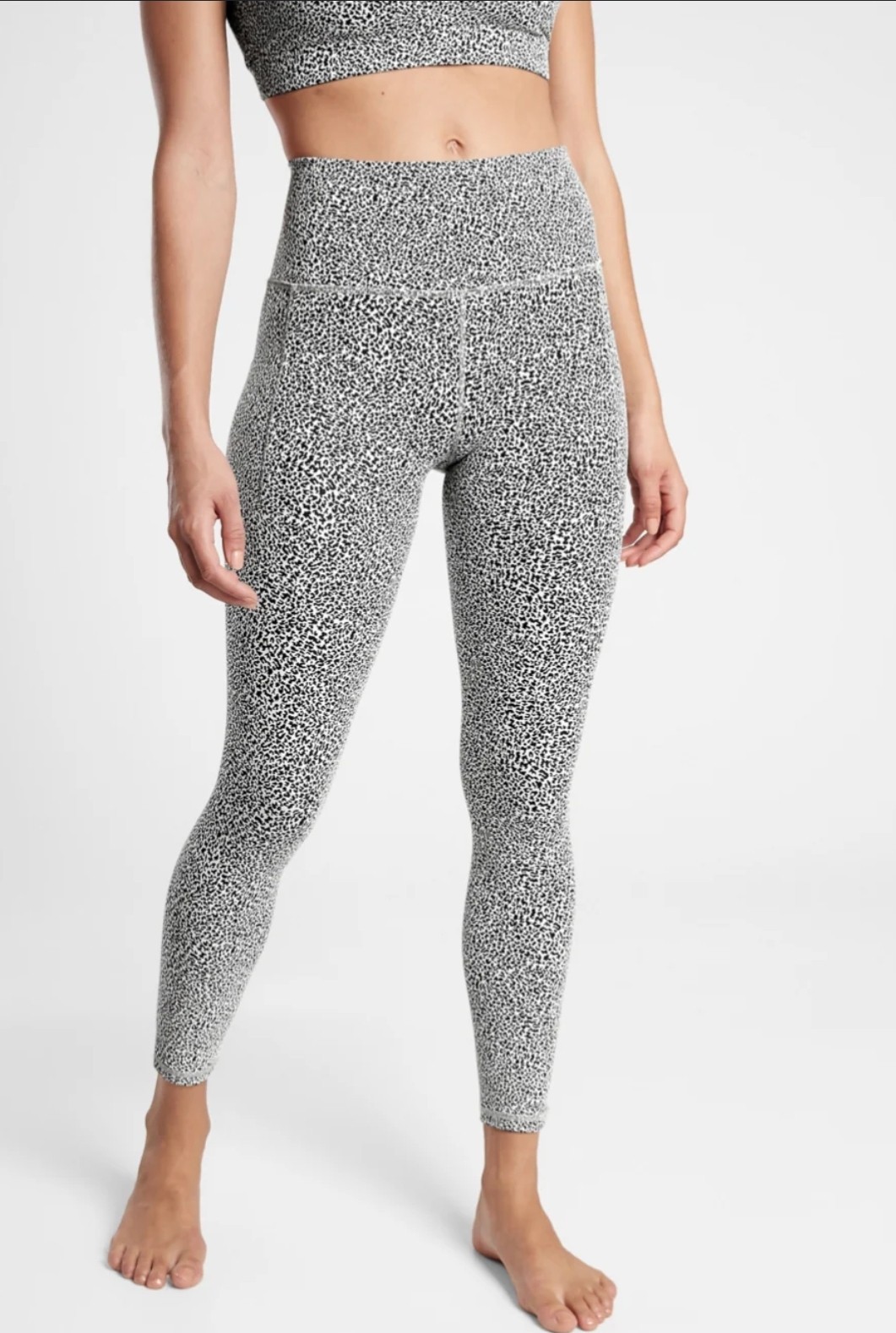 Athleta Salutation Stash II Textured High Rise Pocket Leggings 1X Black White