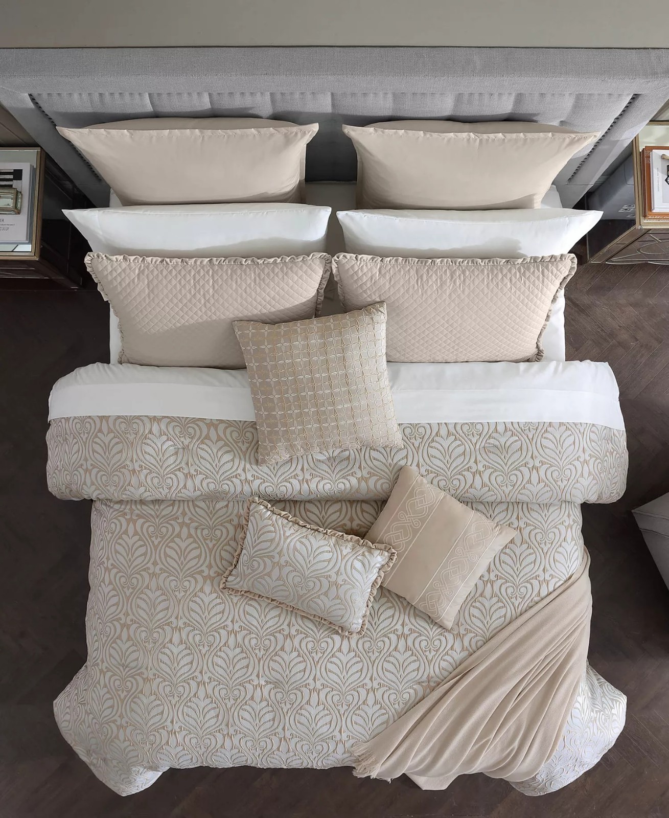 HALLMART COLLECTIBLES YOVANA 14 PC QUEEN COMFORTER SET FLORAL JACQUARD BEIGE HALLMART COLLECTIBLES YOVANA 14 PC QUEEN COMFORTER SET FLORAL JACQUARD BEIGE