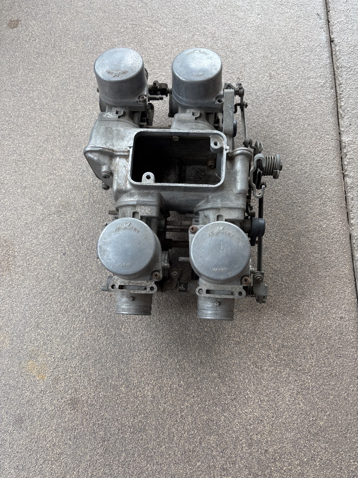 1978-1983 honda GL1100 carburetor OEM factory orig used 1978-1983 honda GL1100 carburetor OEM factory orig used