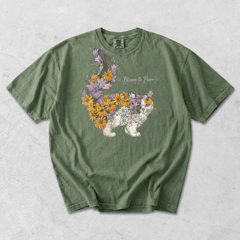 Trendy Cute Cat Lover Comfort Tee