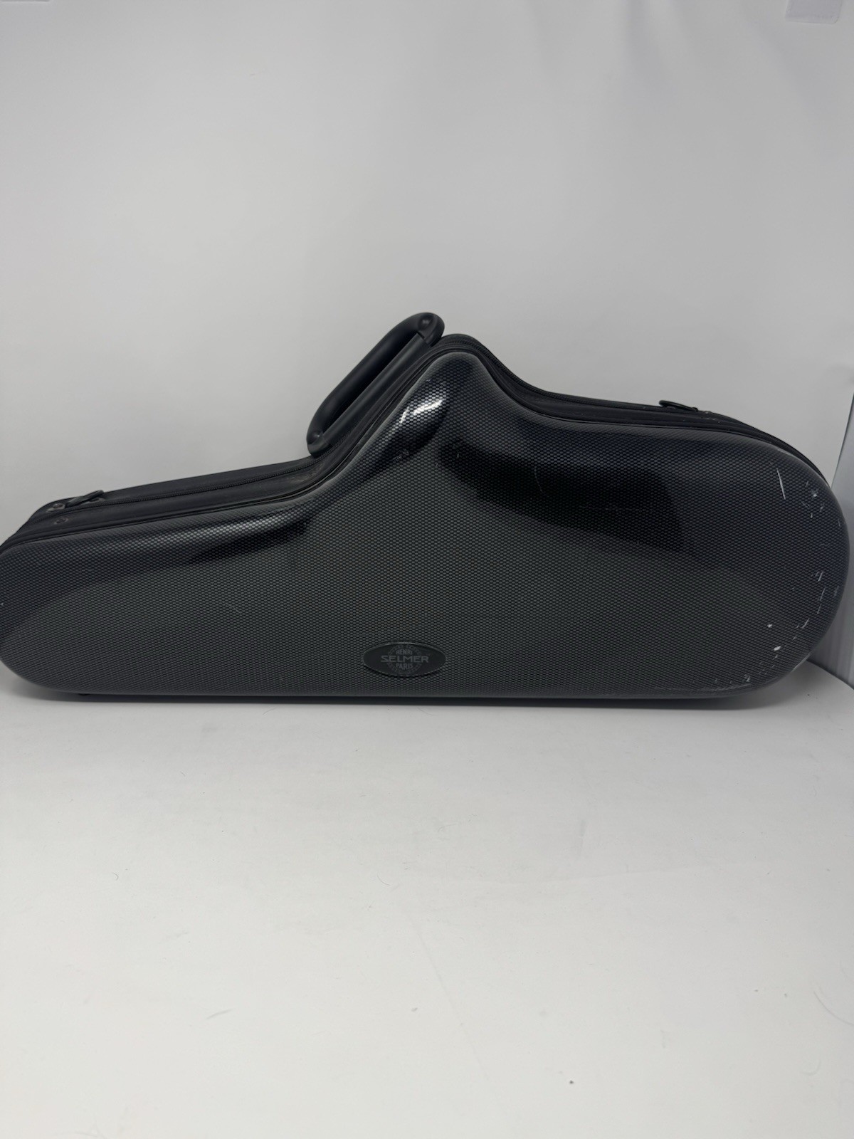 Henri Selmer carbon fiber tenor sax case W/strap, Flaws Henri Selmer carbon fiber tenor sax case W/strap, Flaws