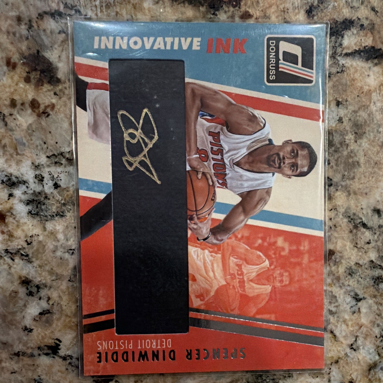Panini 2015-16 Donruss Innovative Ink Spencer Dinwiddie Auto #33 Pistons