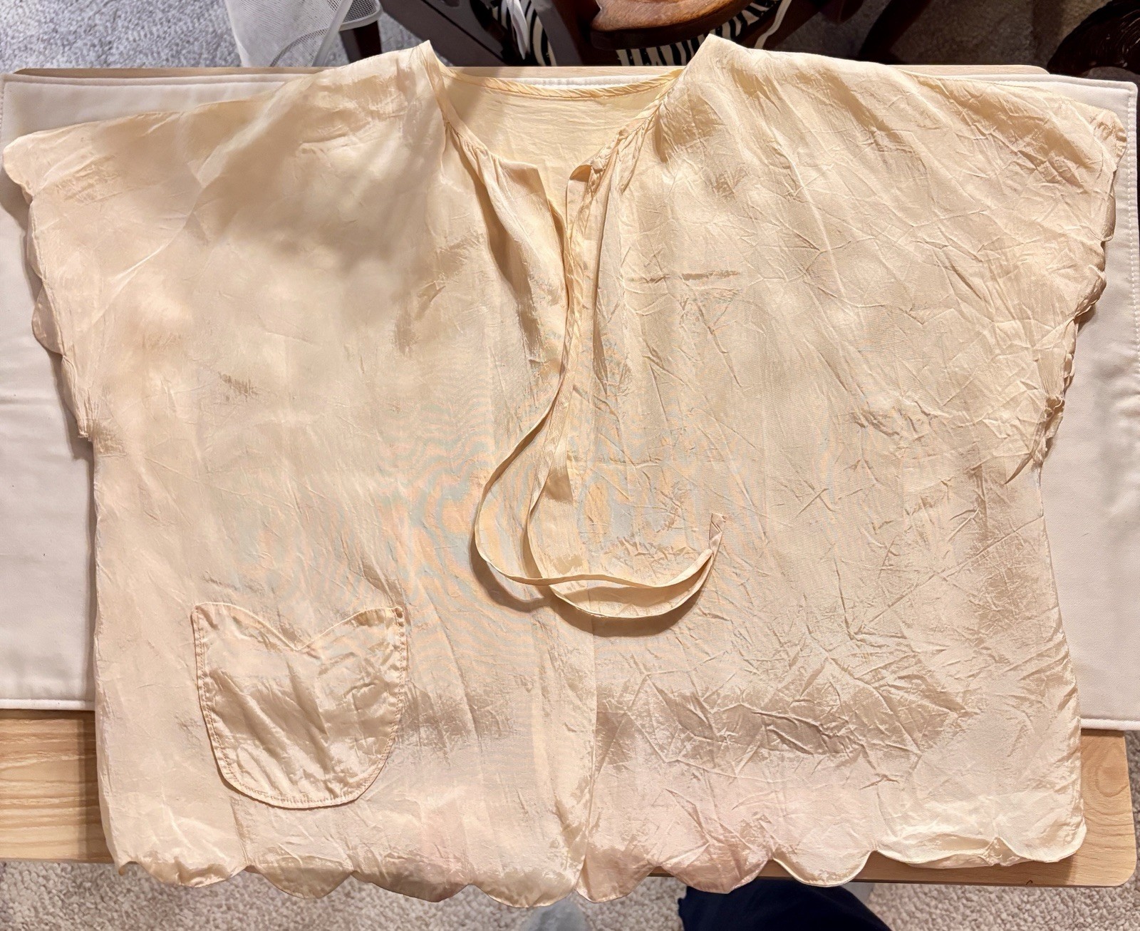 Vintage 1930\'s /1940\'s Sheer Cream Rayon Boudoir Bed Jacket Loungewear w/Pocket