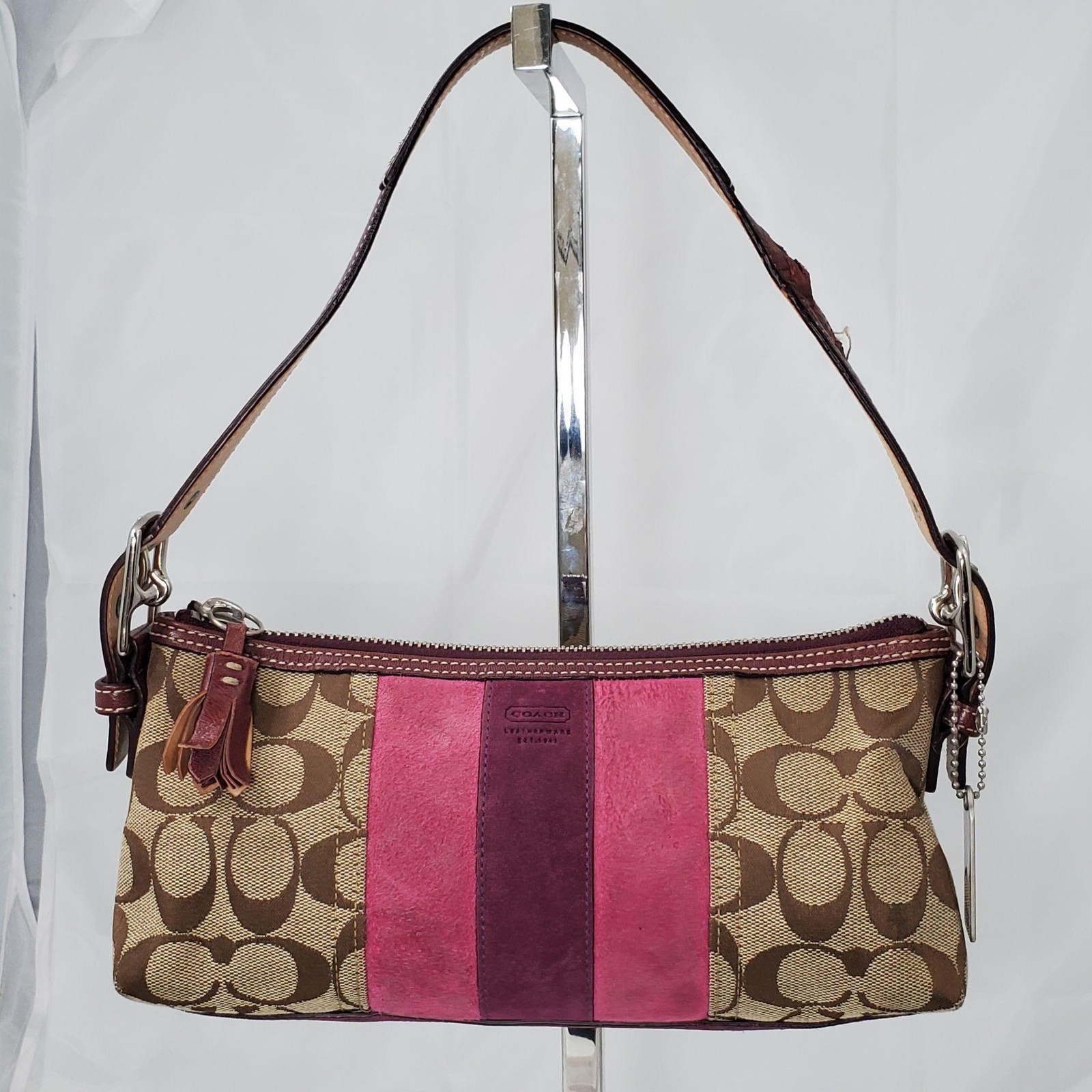 Vintage Damaged Y2K Coach East West Signature Stripe Demi Baguette 7039 Hamptons