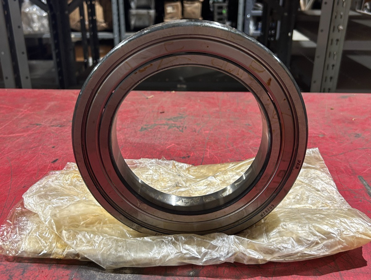 NEW IN BAG FAG DEEP GROOVE BALL BEARING 6028ZR