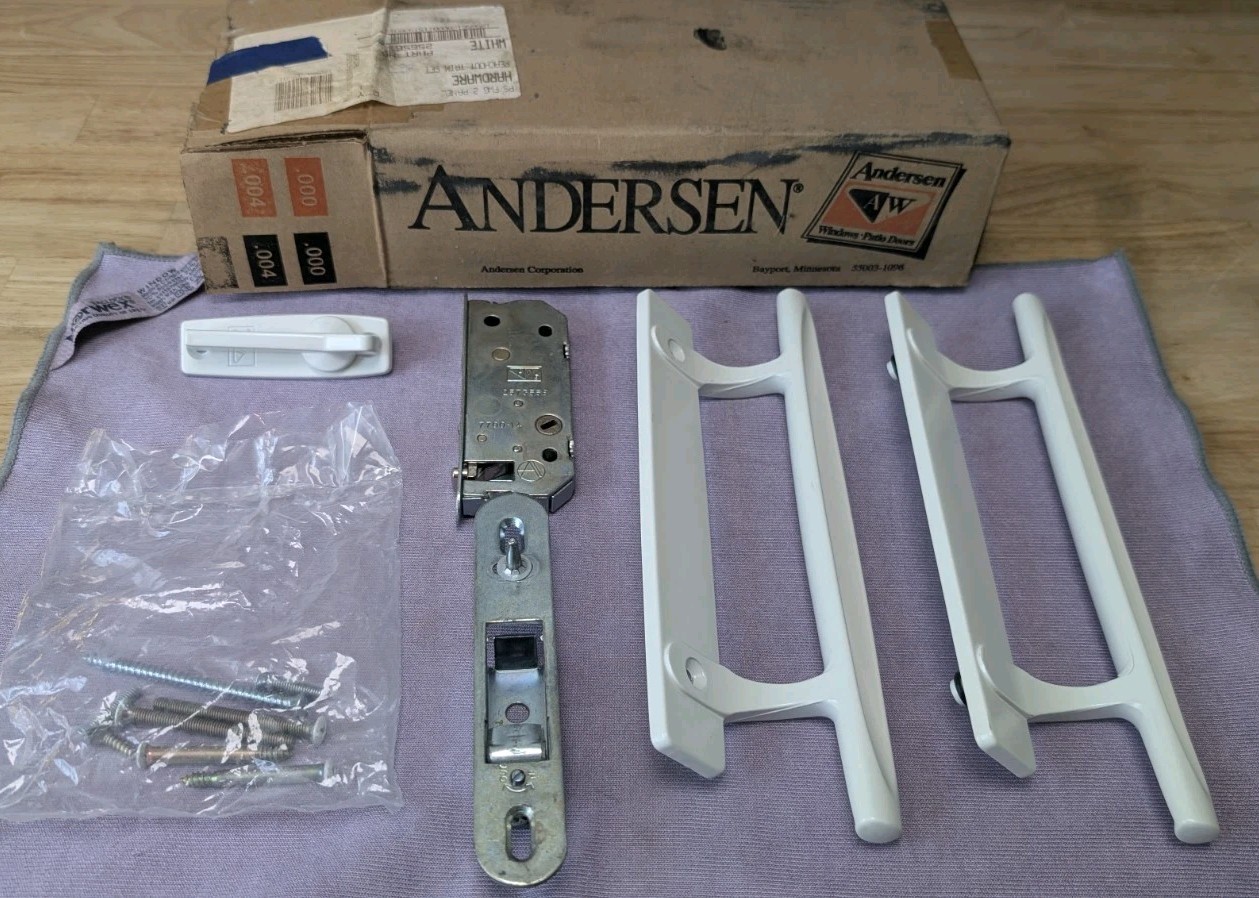 Vintage Andersen Gliding Door Complete Reachout Lock & White Handleset Assembly 