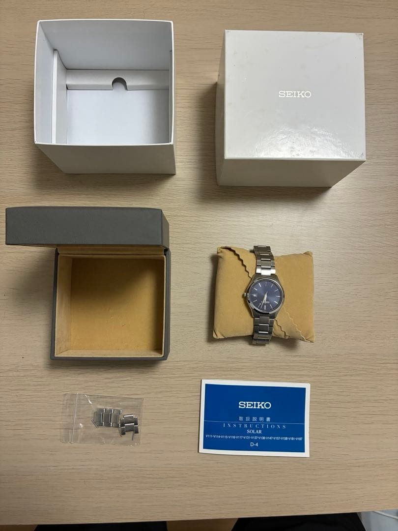 Near Unused Seiko Selection V157-0DR0 Solar Watch Black Dial Box Links Near Unused Seiko Selection V157-0DR0 Solar Watch Black Dial Box Links