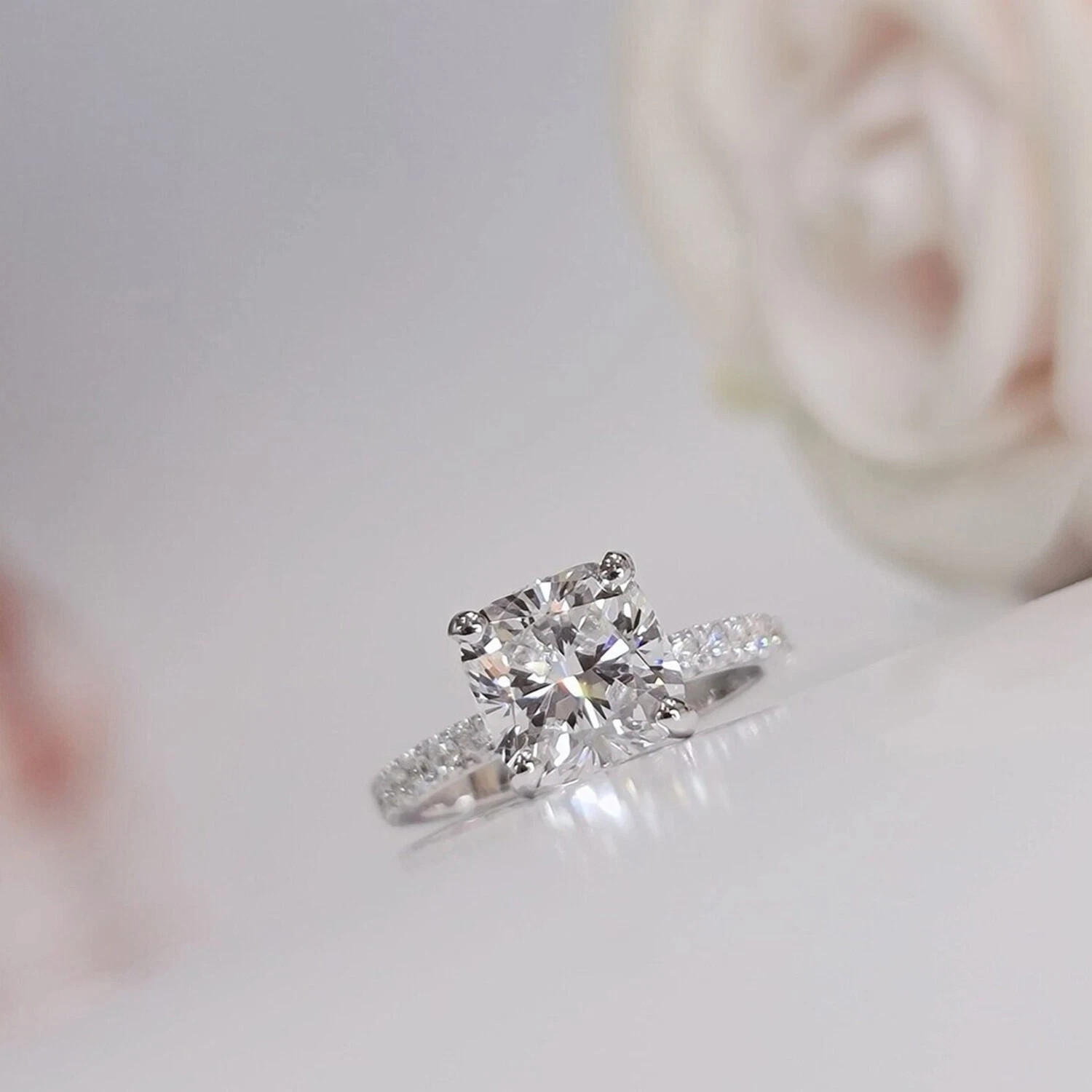 2Ct Cushion Cut Lab-Created Diamond Women\'s Solitaire Ring 14k White Gold Plated