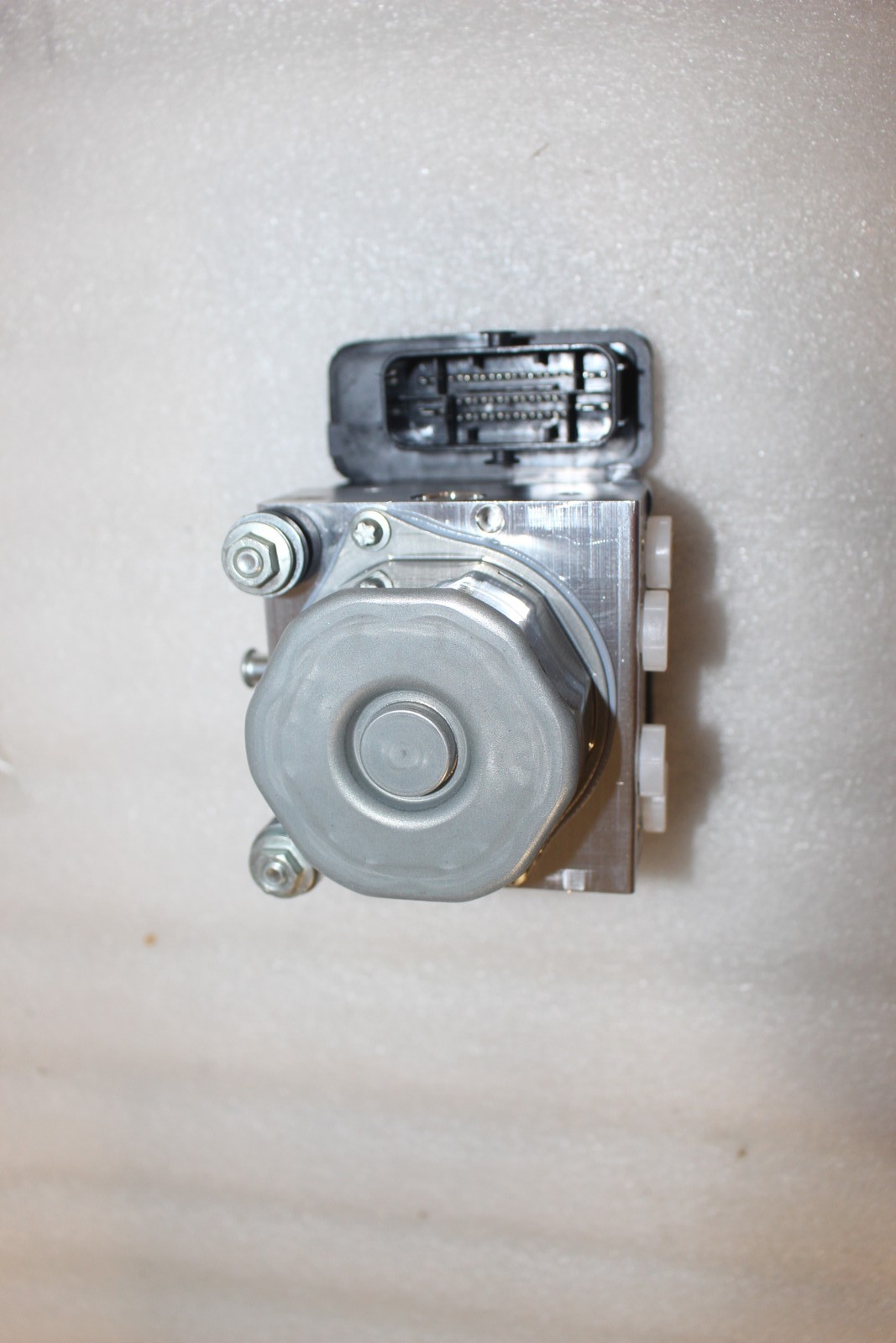 60742031144 NEW OEM 2017-2020 KTM 1290 SUPER ADVENTURE ABS BRAKE MODULE