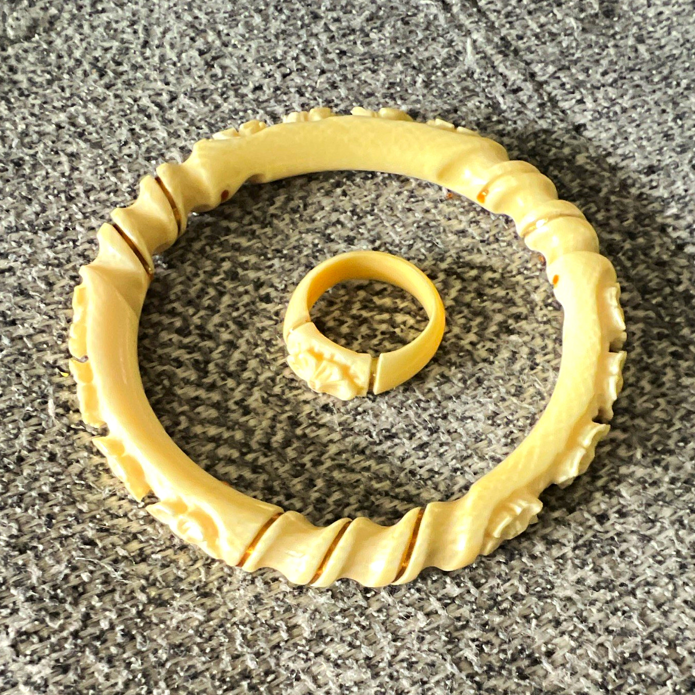 VTG Japanese Carved Bangle Bracelet & Matching Ring 7 w/ Brass-Ivory/Celluloid? 