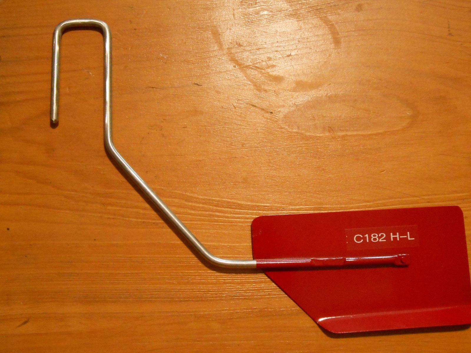 Cessna 182 H-L Control Lock , vertical pin ( will also fit Skylanes and C-210)
