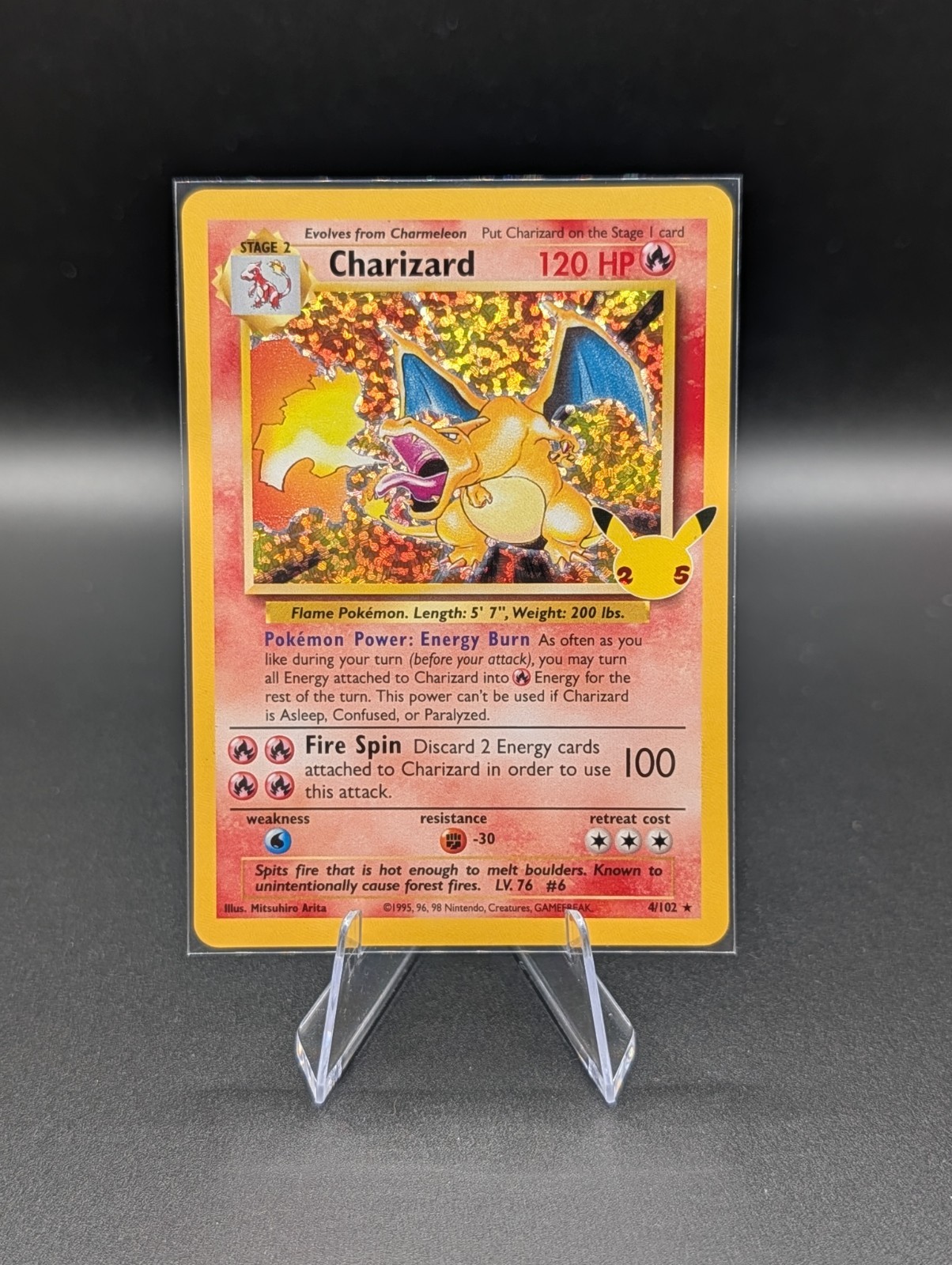 POKÉMON 25TH ANNIVERSARY Charizard Celebrations: Classic Collection 4/102 NM POKÉMON 25TH ANNIVERSARY Charizard Celebrations: Classic Collection 4/102 NM