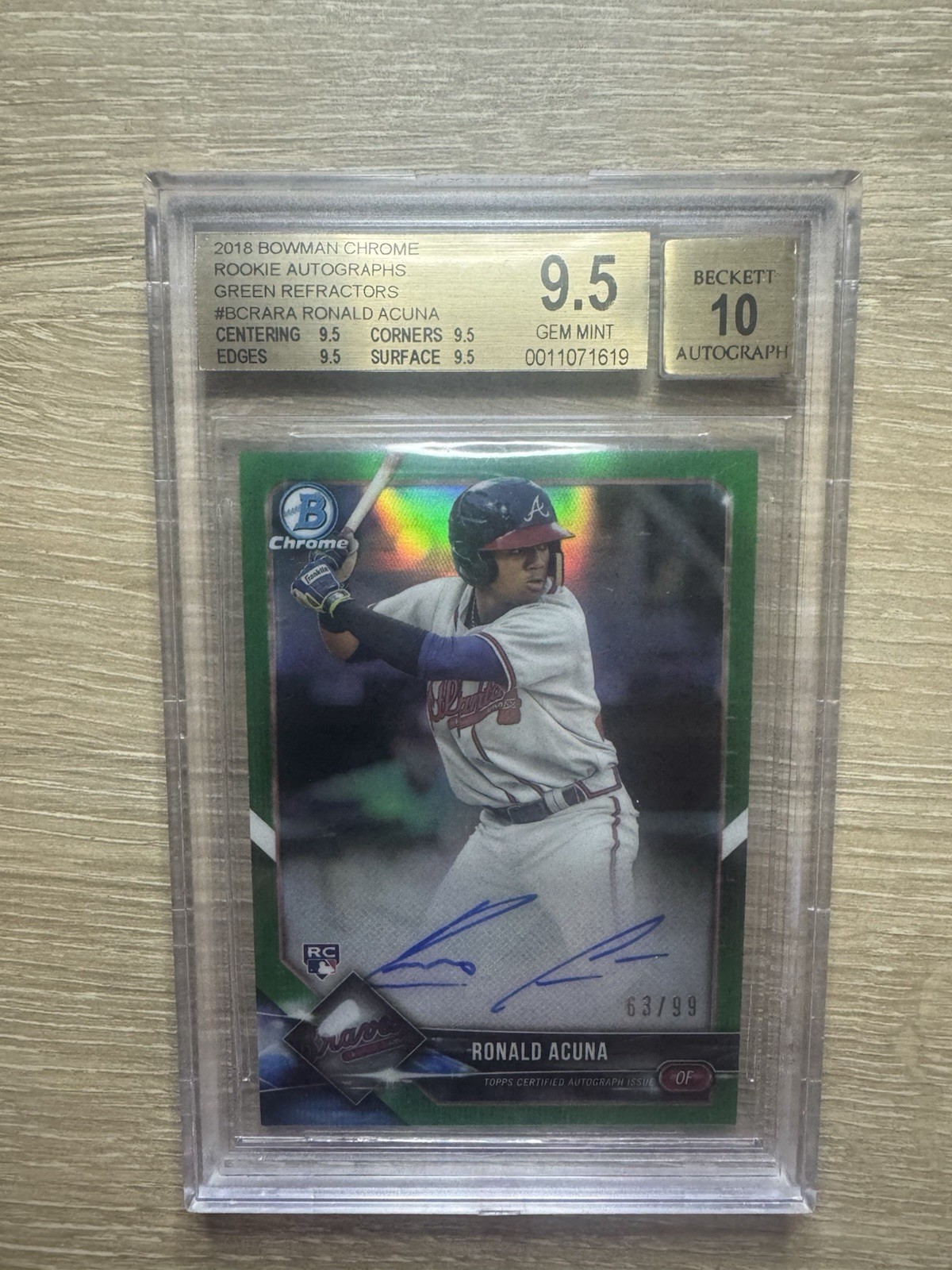 2018 Bowman Chrome Rookie Autographs Ronald Acuña Jr Green Refractor /99