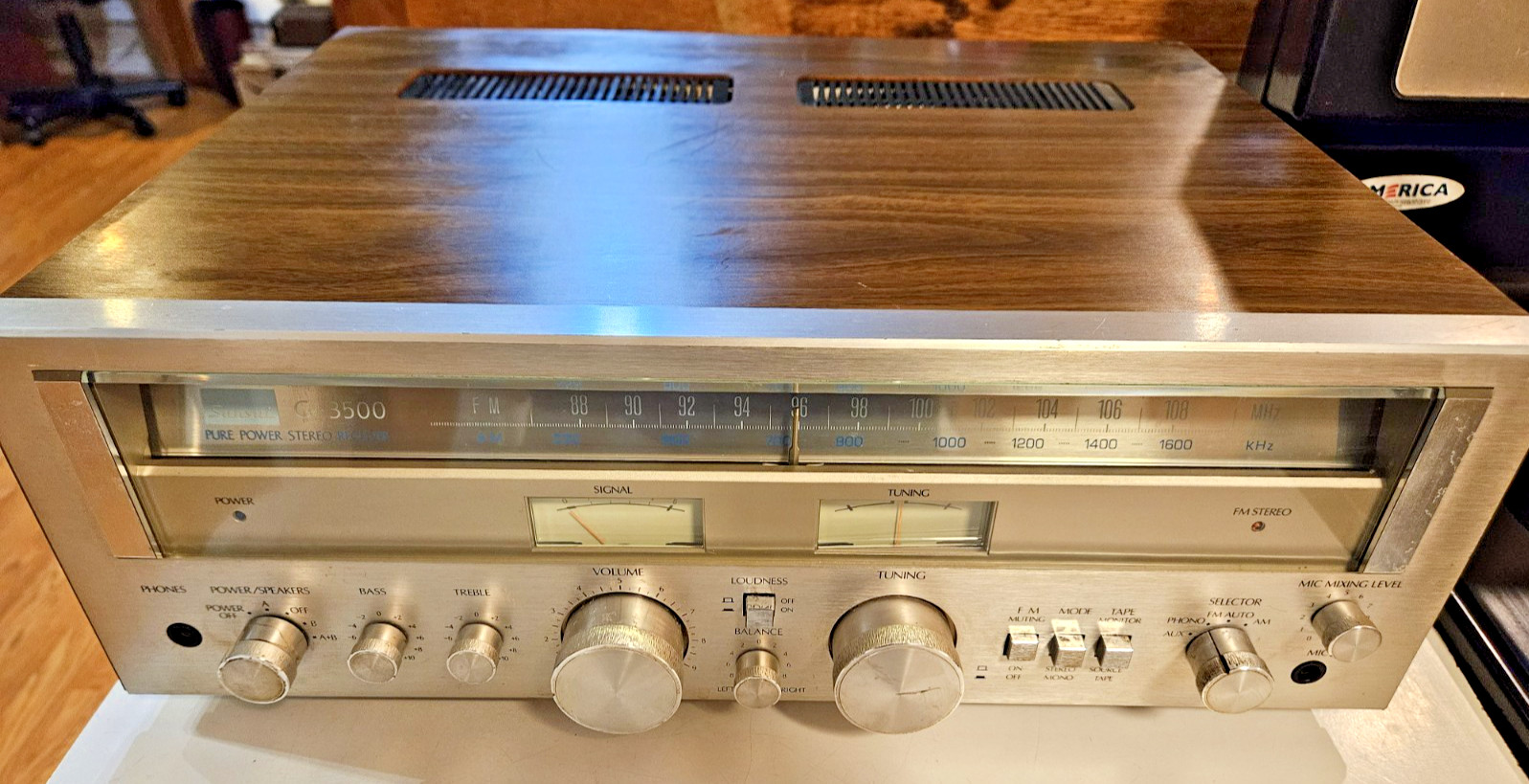 Sansui G-3500 Pure Power AM/FM Solid State Stereo Receiver Sansui G-3500 Pure Power AM/FM Solid State Stereo Receiver