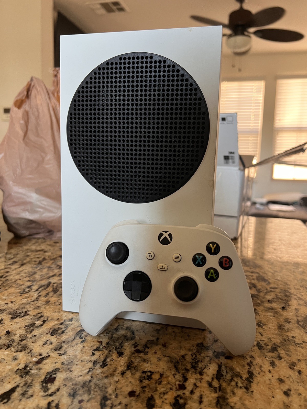 Microsoft Xbox Series S White Console 512GB And 1tb Xbox Harddrive Microsoft Xbox Series S White Console 512GB And 1tb Xbox Harddrive