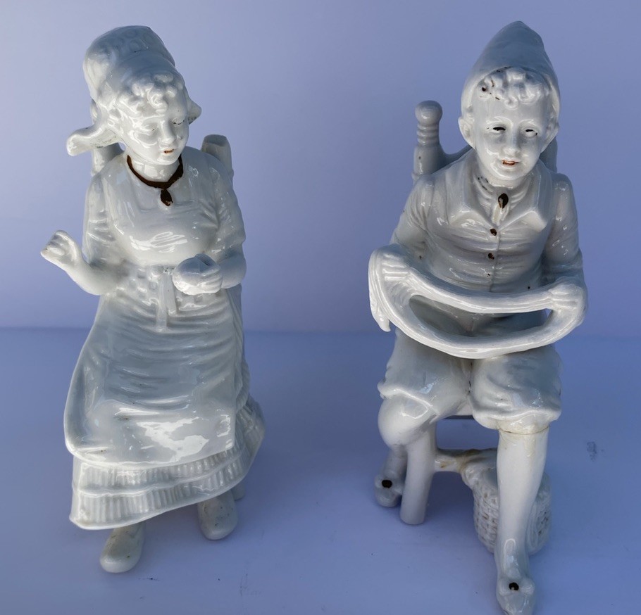 5 1/2 INCH GEBRUDER HEUBACH COUPLE SITTING IN CHAIRS. Vtg. Germany 