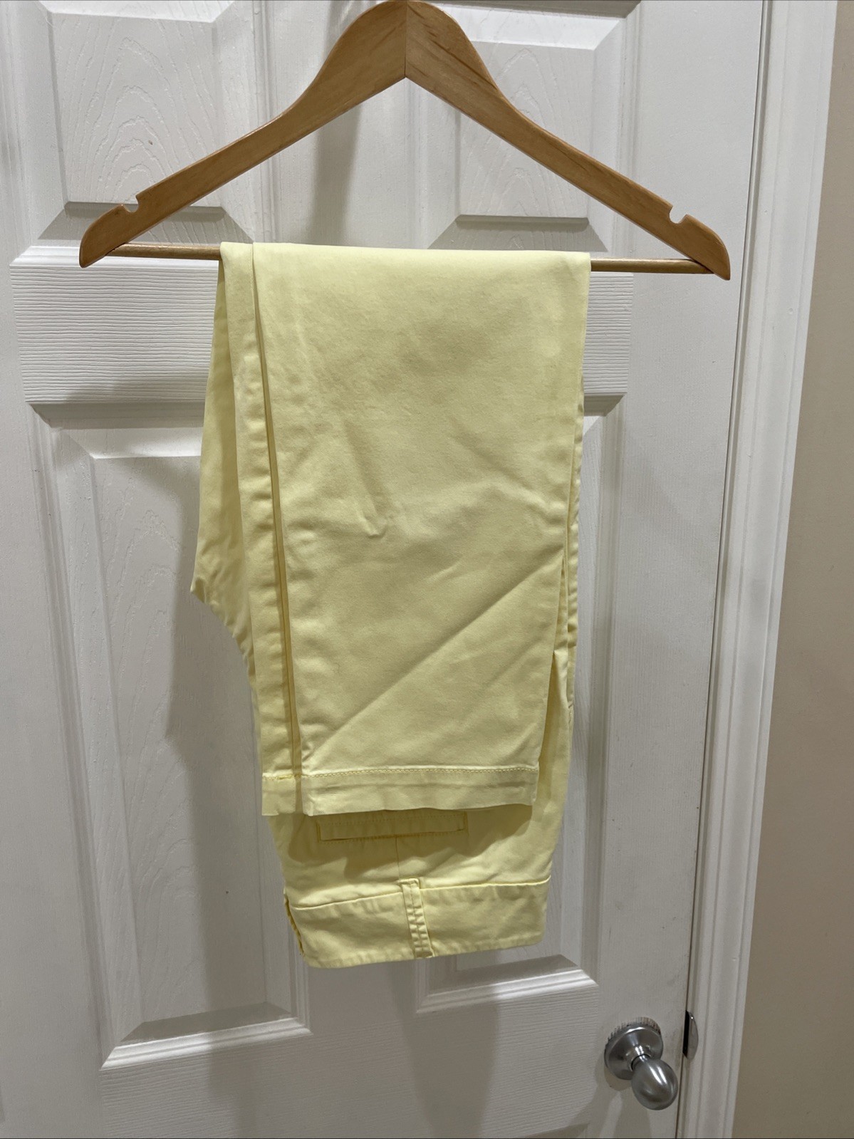 TALBOTS Sz 8 The Daily Ankle, Gorgeous Yellow Amazing Beautiful Ankle Pants TALBOTS Sz 8 The Daily Ankle, Gorgeous Yellow Amazing Beautiful Ankle Pants