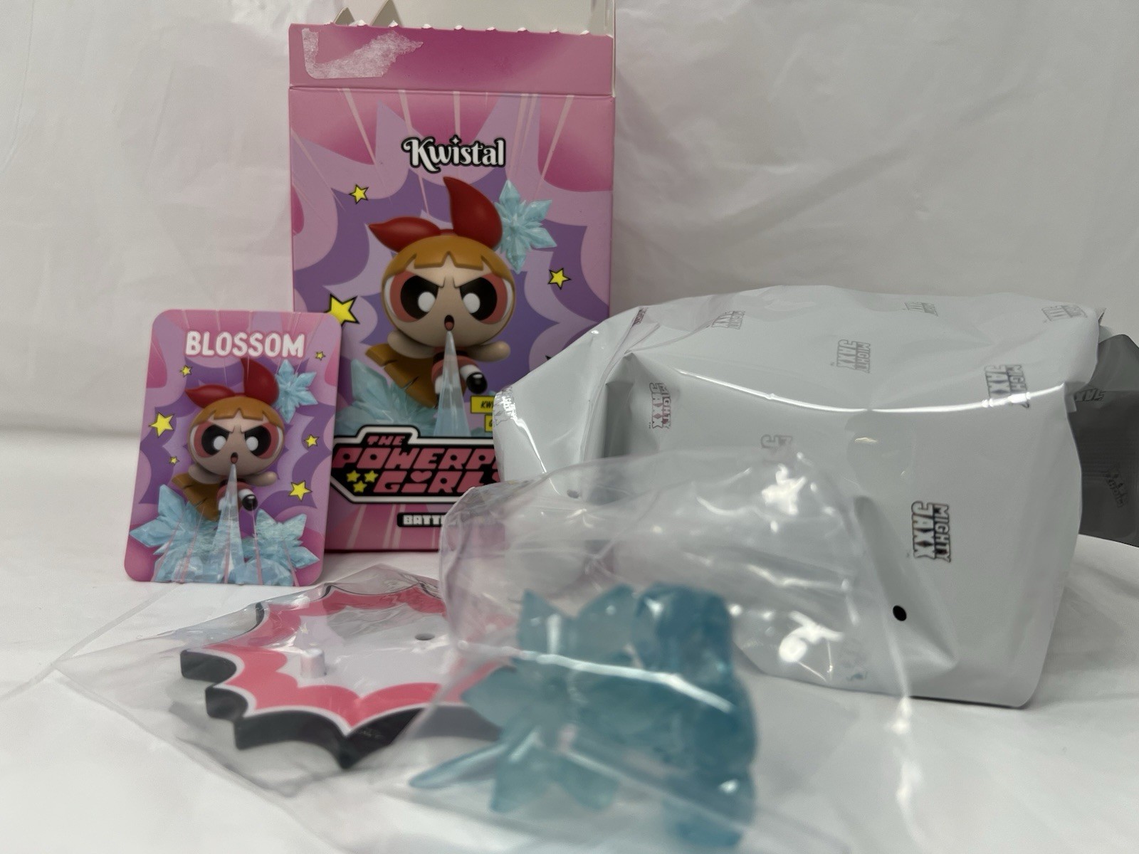 Mighty Jaxx Kwistal The Powerpuff Girls Blossom Figure Glow In The Dark - NEW