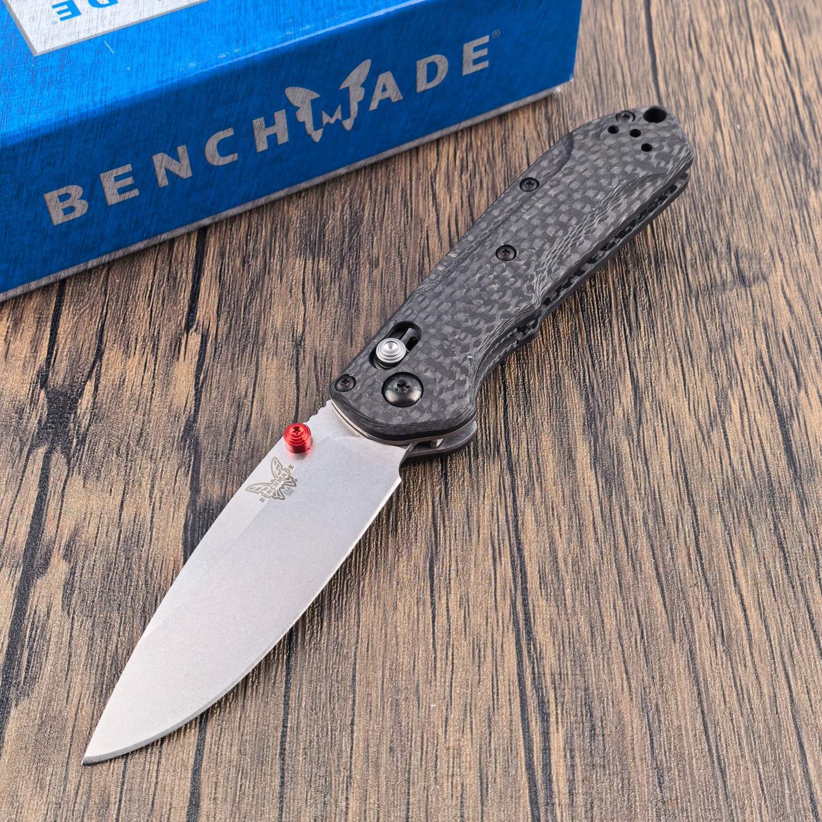 Benchmade Knives 565-1 Mini Freek Carbon Fiber Handle S90V BLADE Folding Knife