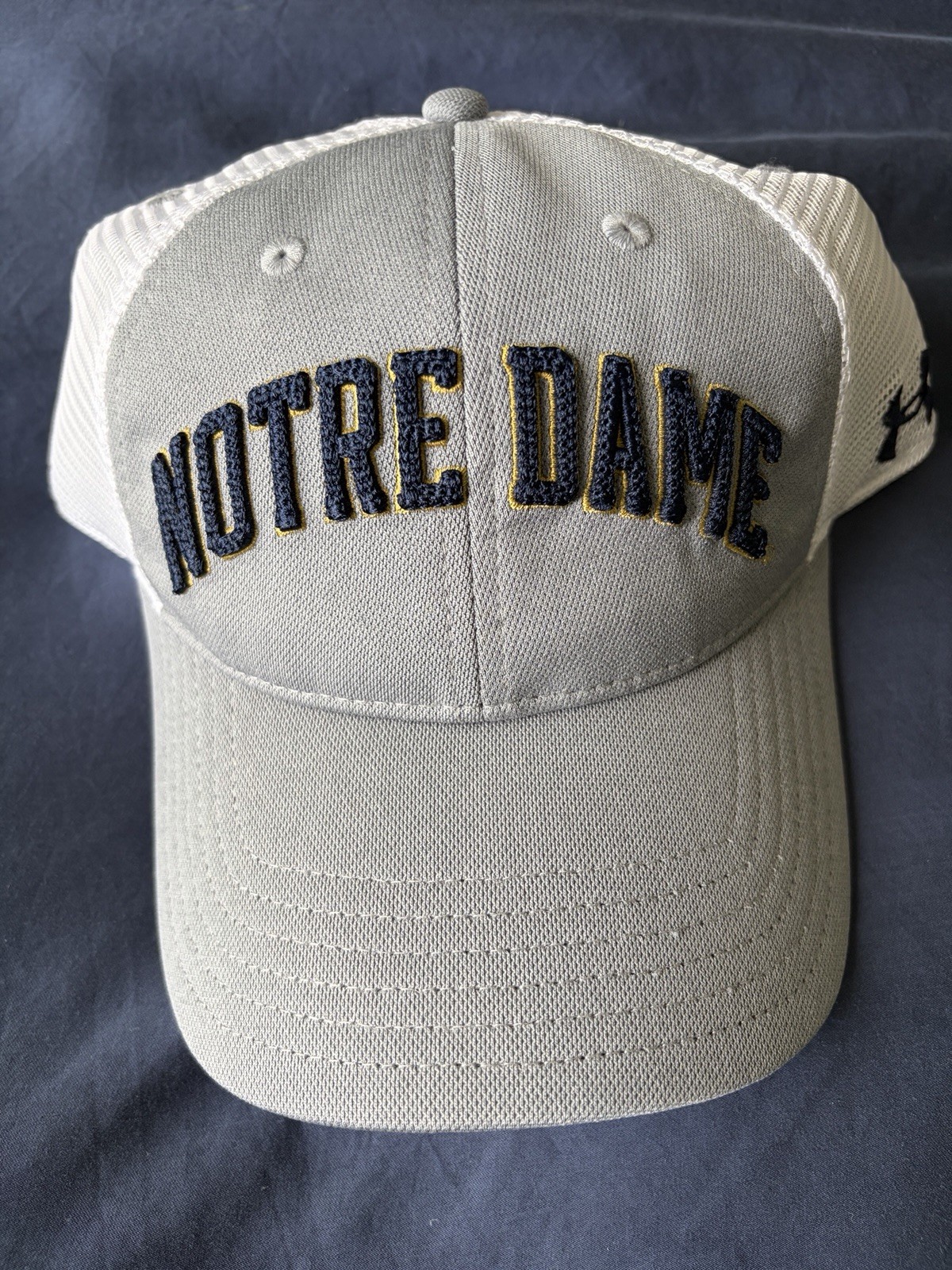 Univeristy of Notre Dame Under Armour Trucker Hat Gray NWOT One-Size Adjustable