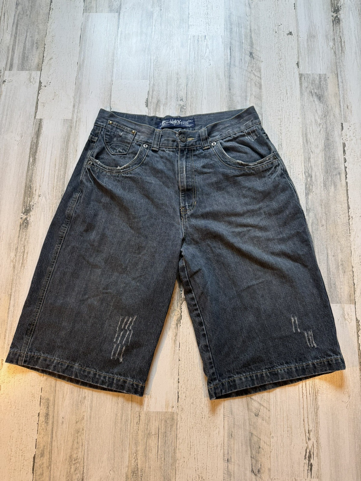 VTG Brooklyn Xpress Men 36 Faded Black Baggy Distressed Studded Denim Jorts VTG Brooklyn Xpress Men 36 Faded Black Baggy Distressed Studded Denim Jorts