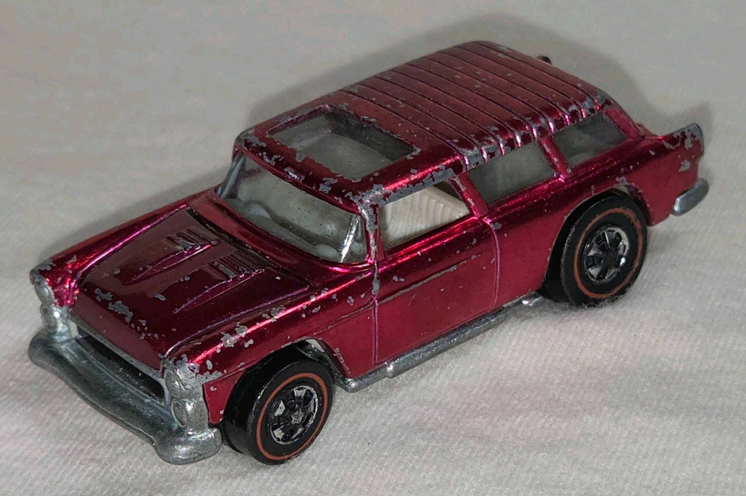 Vintage 1969 1970 Hot Wheels Redline Classic Nomad Magenta Spectraflame 1955 
