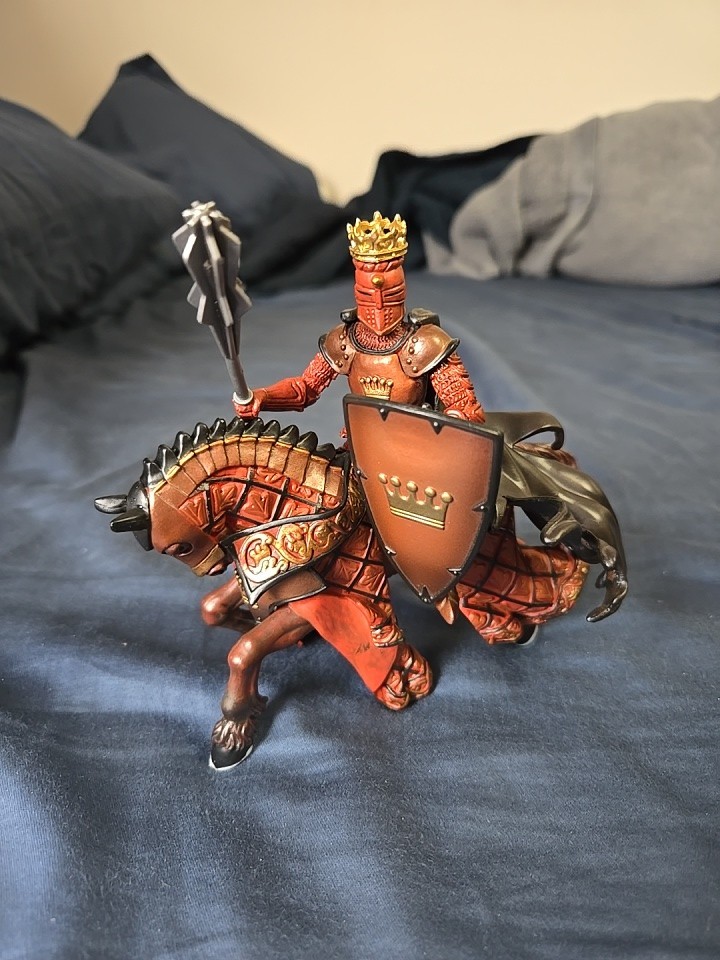 PAPO Lot Red Knight and Black Knight with Mounts. 2004 and 2007 Figures