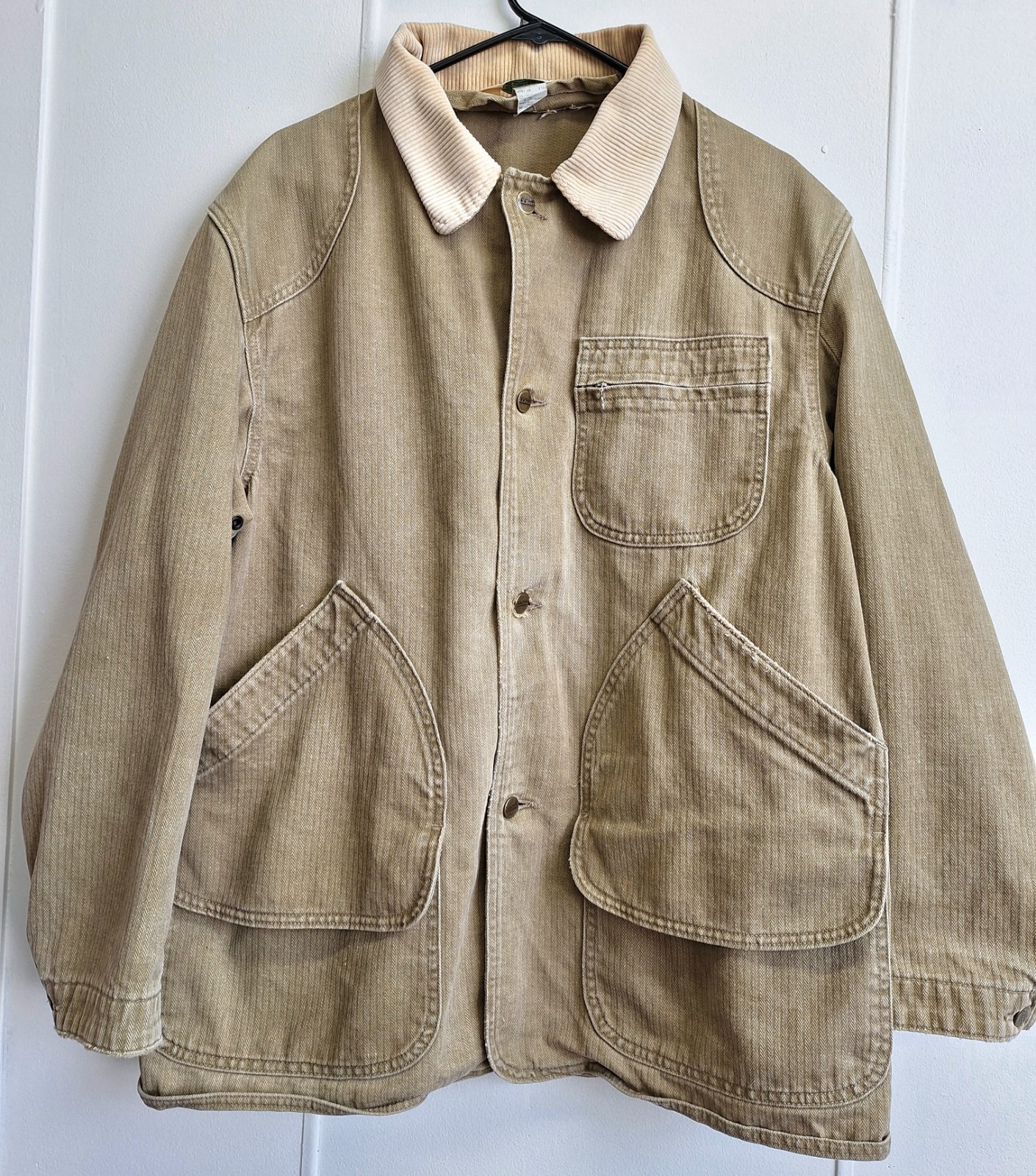 Vintage LL Bean Chore Coat Men\'s Size L Barn Coat Olive Size Large USA 