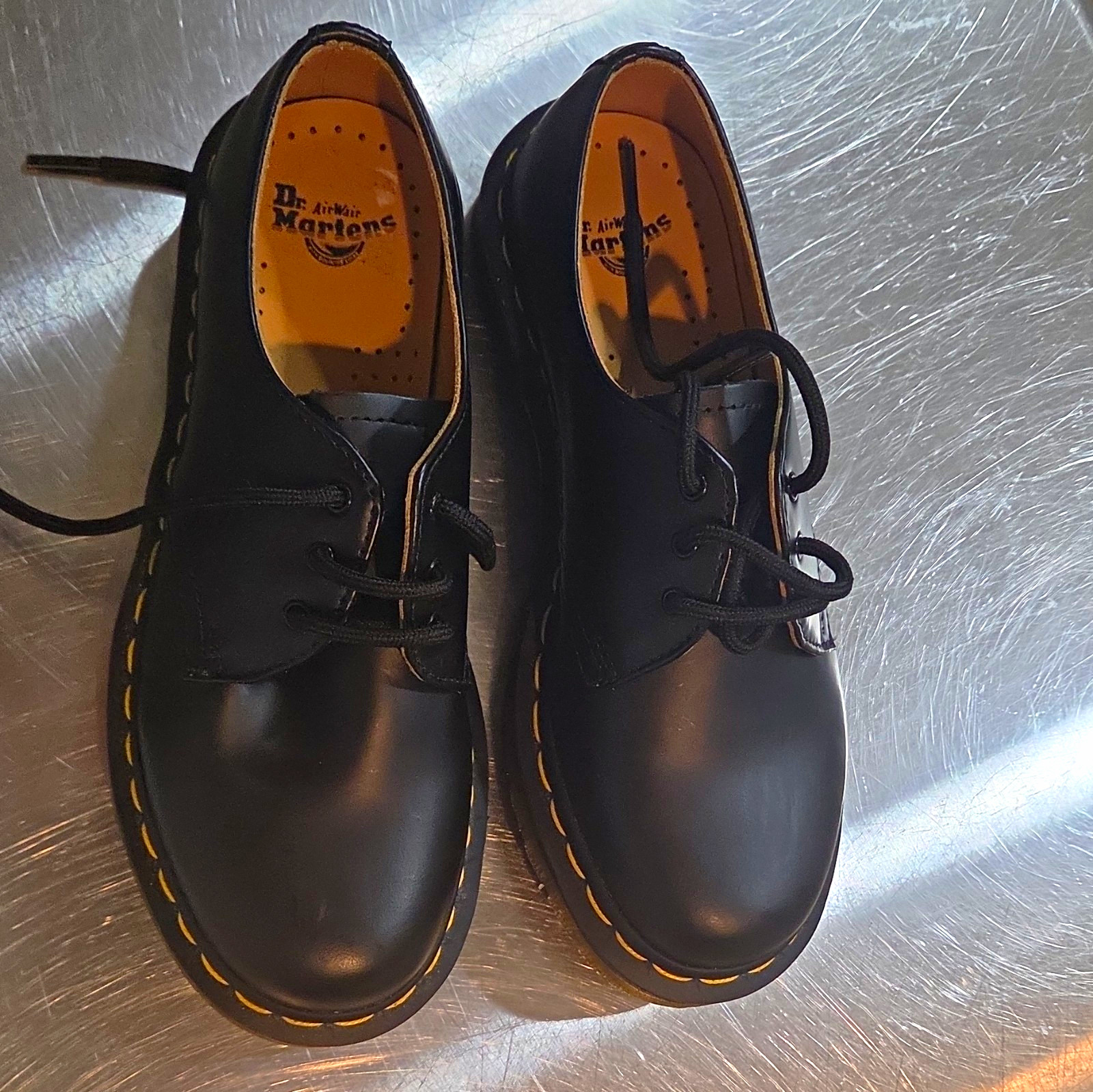 Dr. Martens Men\'s Black Leather Lace-Up Oxford Shoes Round Toe US 7 New