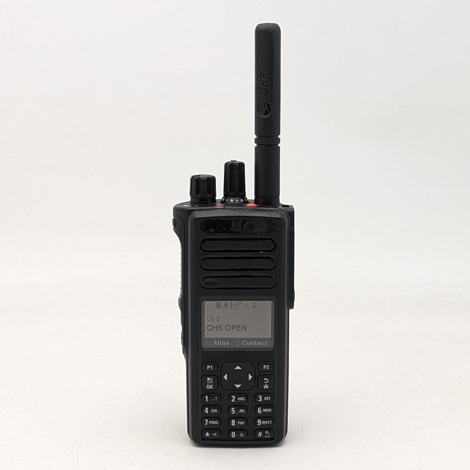 Motorola XPR 7550E Two-Way Radio Portable UHF (AAH56RDN9RA1AN) Black
