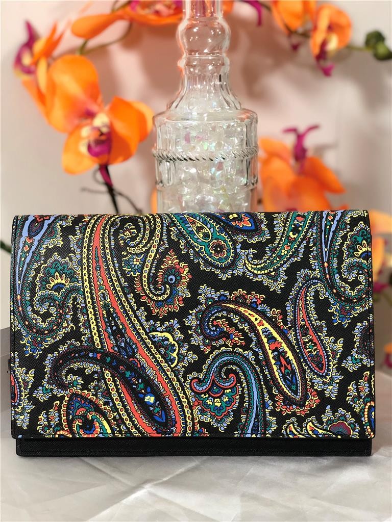 NWT DIANE VON FURSTENBERG DVF Barton Black Large Flap Clutch $268