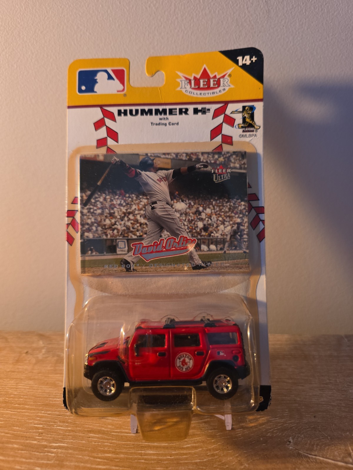 Fleer 2005 Boston Redsox Hummer H2 With David Ortiz Trading Card NIP Fleer 2005 Boston Redsox Hummer H2 With David Ortiz Trading Card NIP
