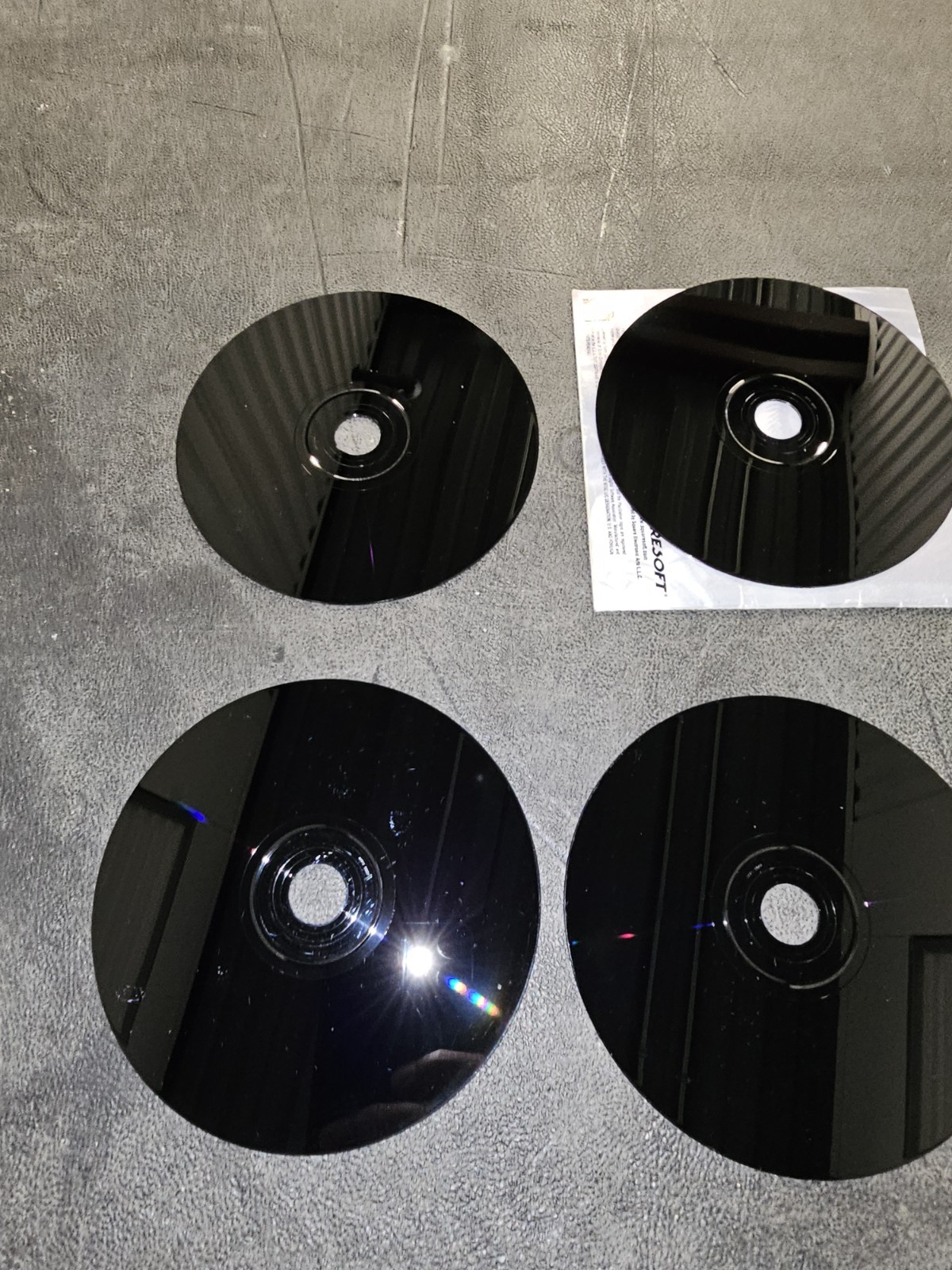 SquareSoft Final Fantasy VIII Multi-Disc NTSC-U/C 1999 T-Teen PS1 JRPG SquareSoft Final Fantasy VIII Multi-Disc NTSC-U/C 1999 T-Teen PS1 JRPG