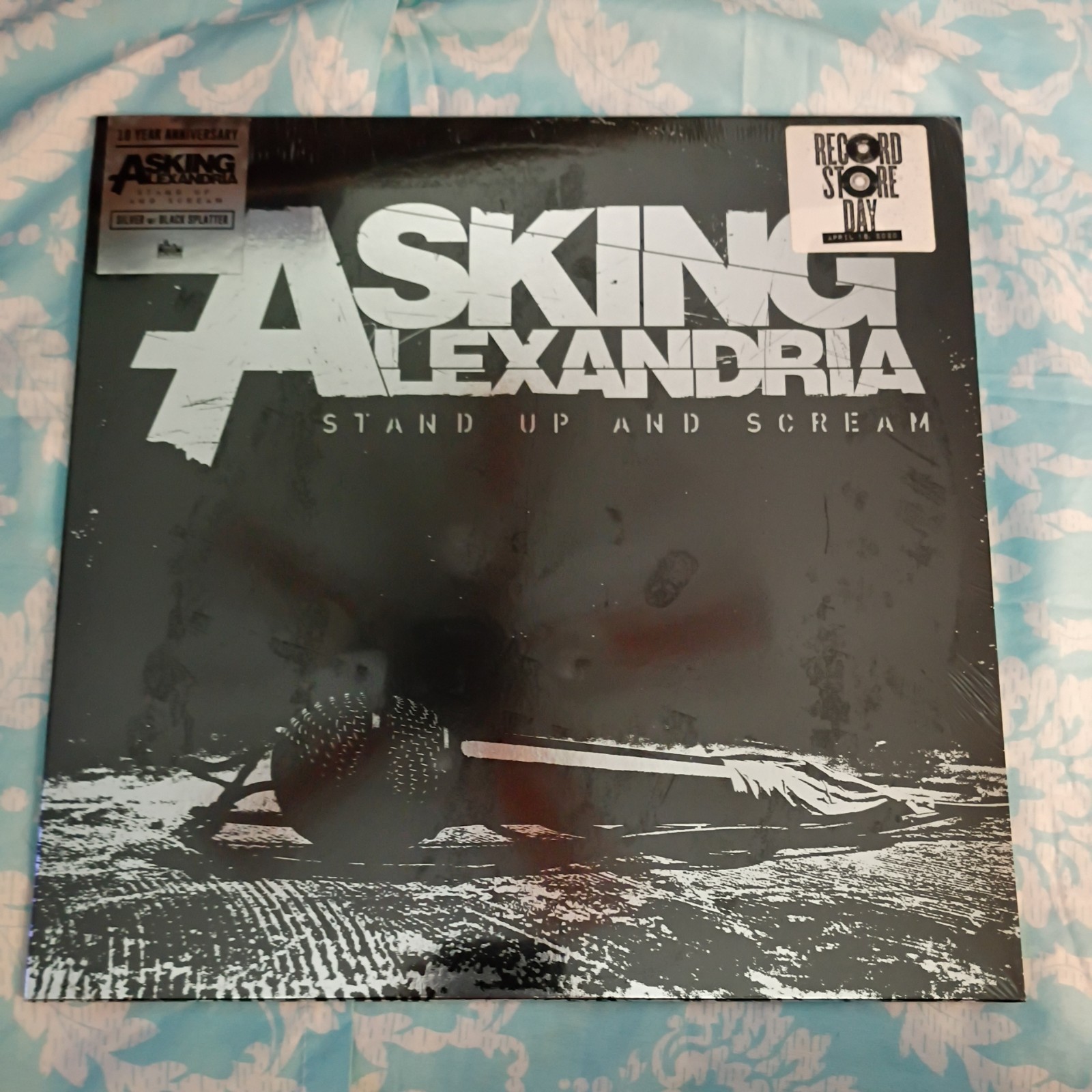 ASKING ALEXANDRIA STAND UP AND SCREAM Rsd 2020 10th Anniversary Silver w/ Black ASKING ALEXANDRIA STAND UP AND SCREAM Rsd 2020 10th Anniversary Silver w/ Black