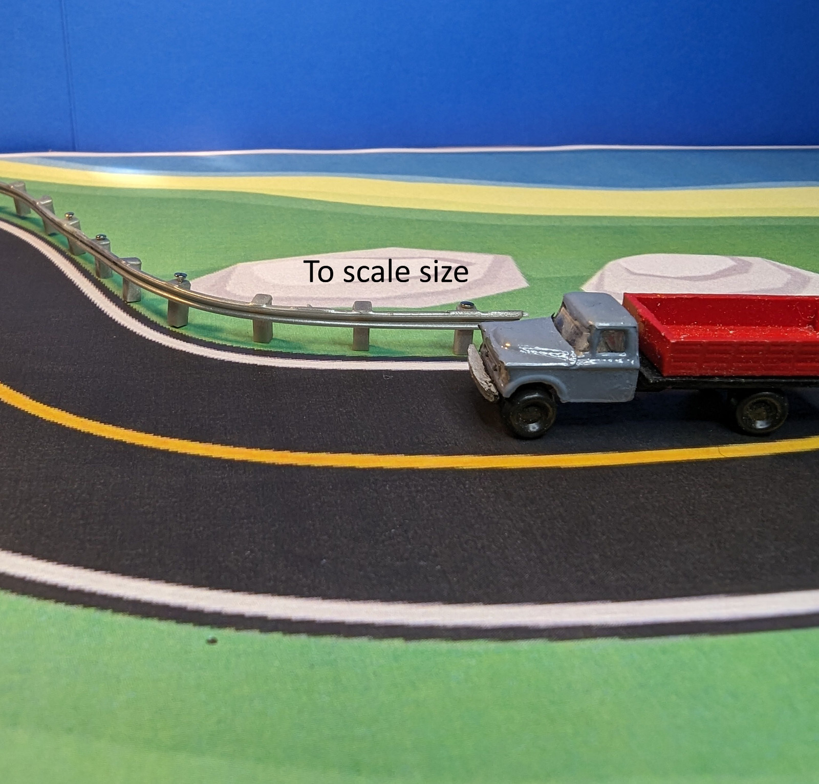 HO Scale Road Guardrail Set of 5 5.5 inches | Whistle Stop Models | 1/87