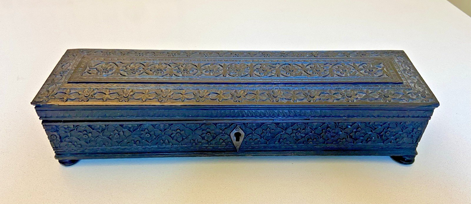 Antique Anglo-Indian Nagina Ebony Pen / Pencil Box Carved Raj India 19th Century