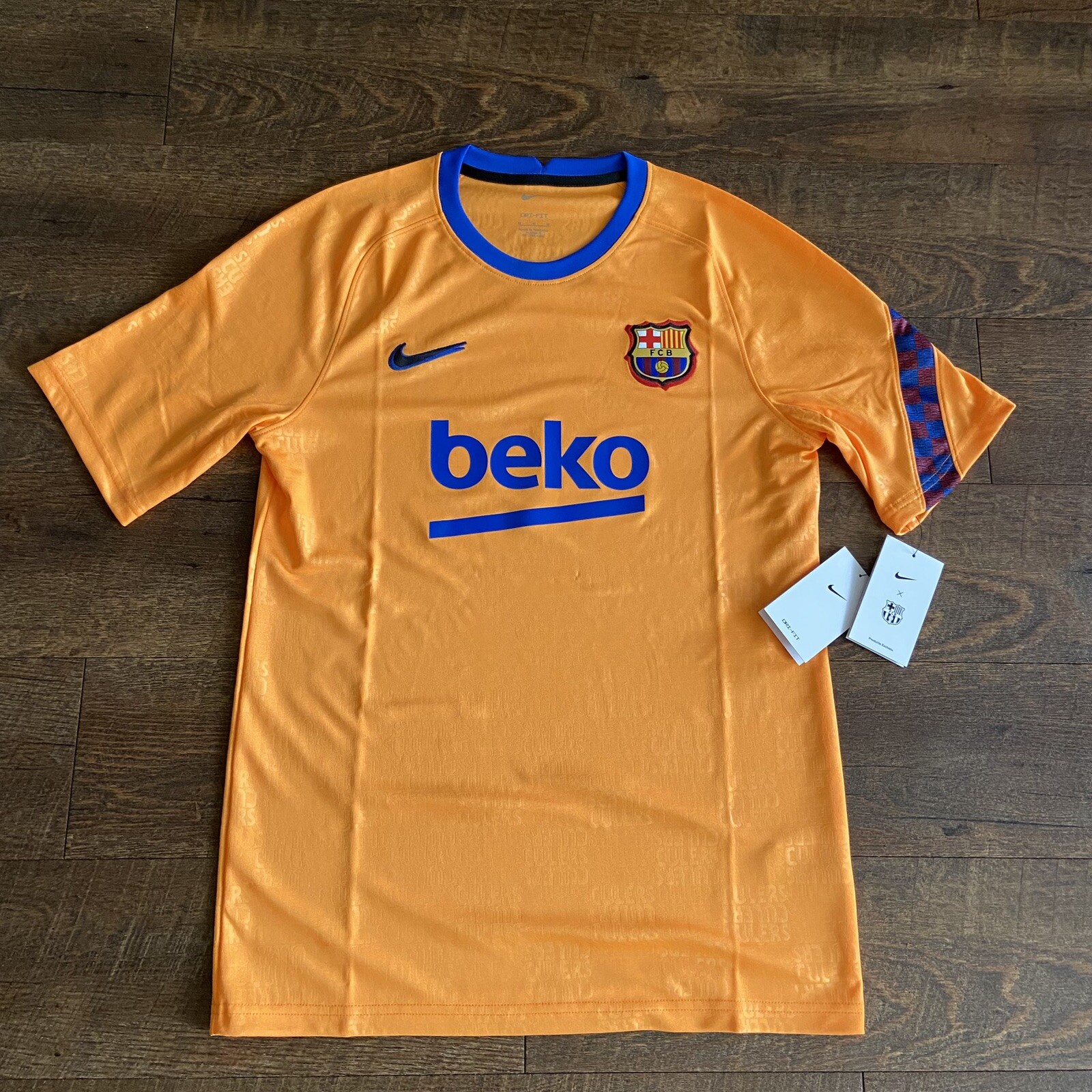Nike FC Barcelona DRI Fit Pre-Match Soccer Jersey DH7688 837 Mens Medium Nike FC Barcelona DRI Fit Pre-Match Soccer Jersey DH7688 837 Mens Medium