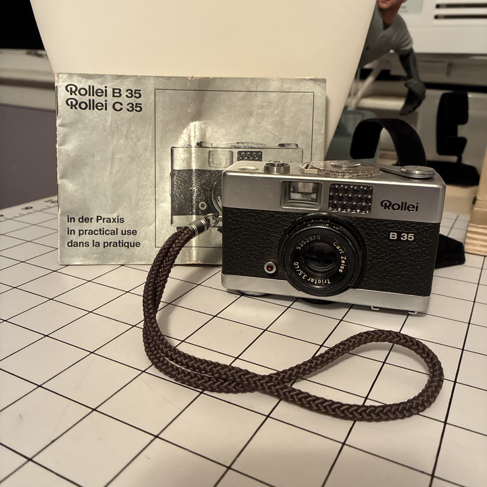 Vintage Rollei B35 35mm Carl Zeiss Camera Excellent Working W/ Original Manual 