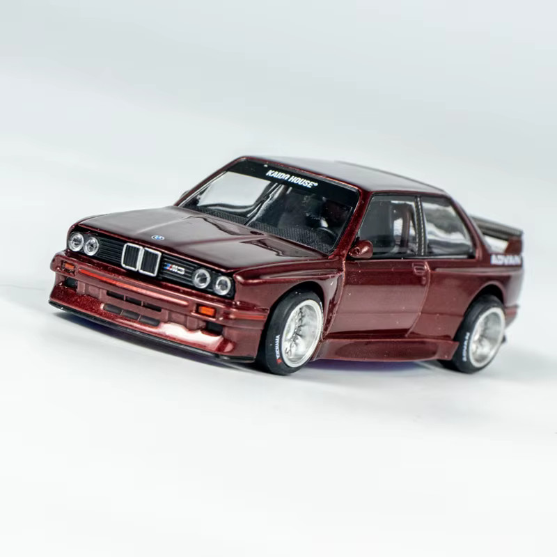 Mini GT KAIDO 1/64 BMW M3 E30 Die Cast Model